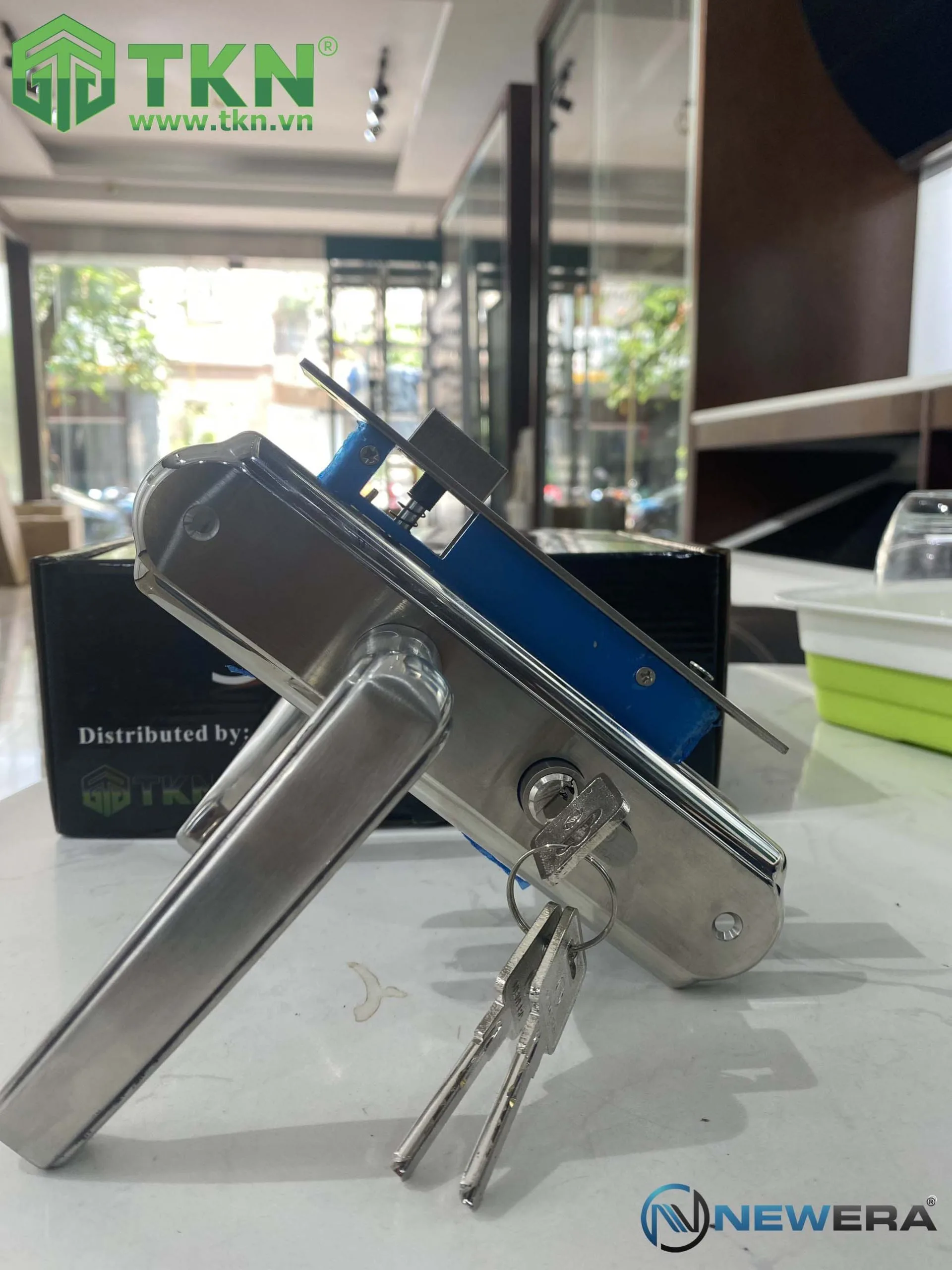 Khóa cửa thông phòng NewEra inox NE58-777N 1