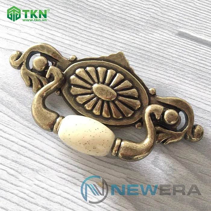 Tay nắm tủ hợp kim kẽm cổ điển Châu Âu NE5038.096CF 3