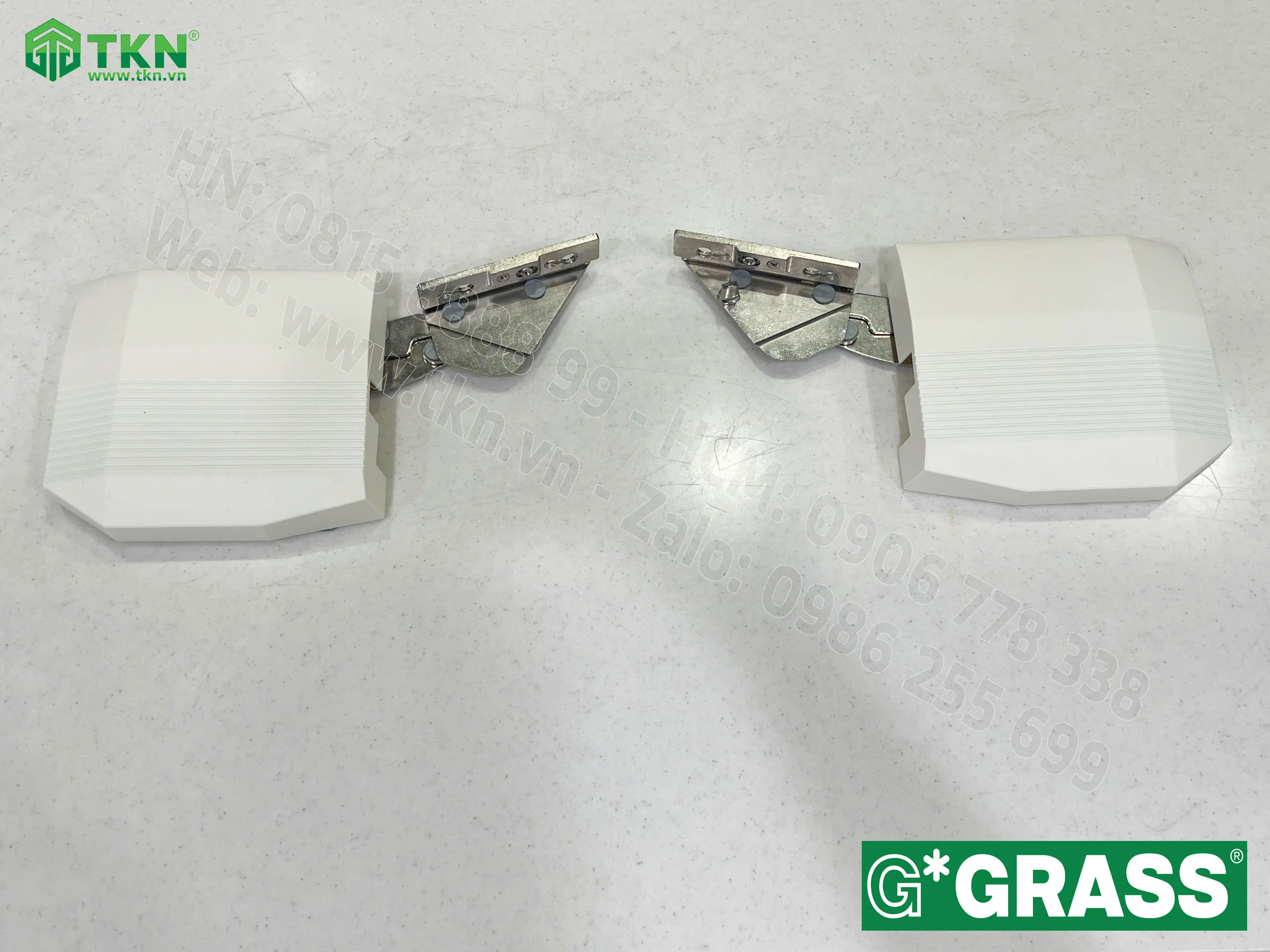 Tay nang giam chan t75 2