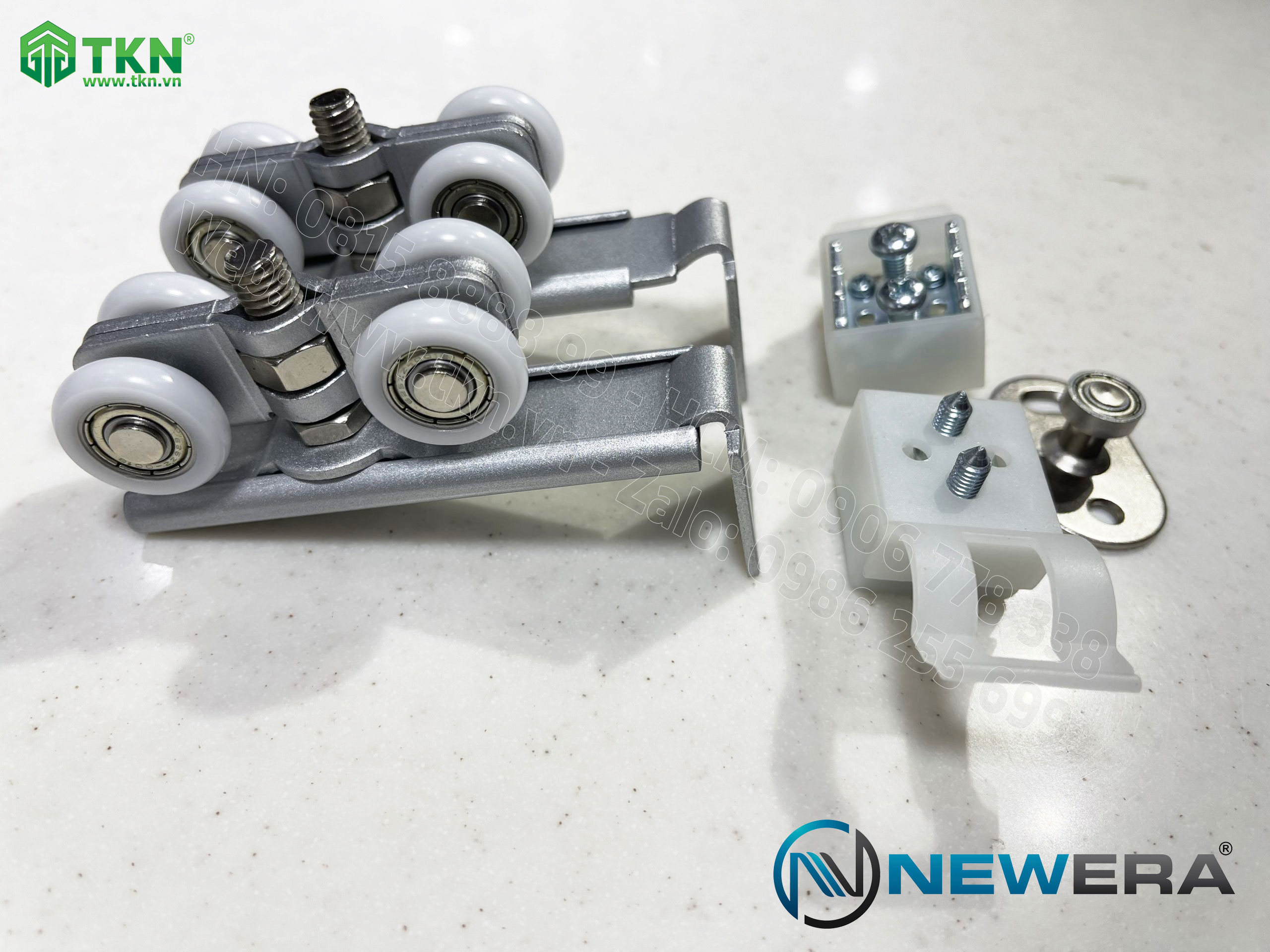 Phụ kiện cửa trượt lùa NewEra tải trọng 80kg/cánh NE143A 1