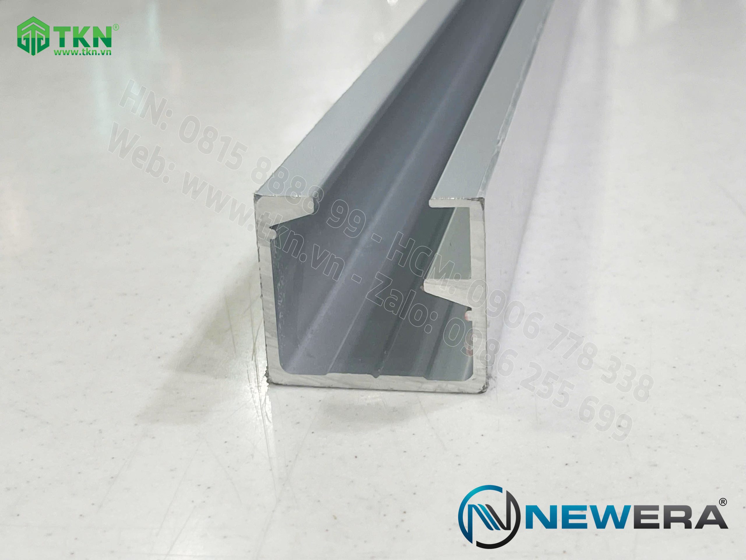 Ray cửa trượt gấp NewEra dài 3m dùng cho cửa gấp NE769GT2 1
