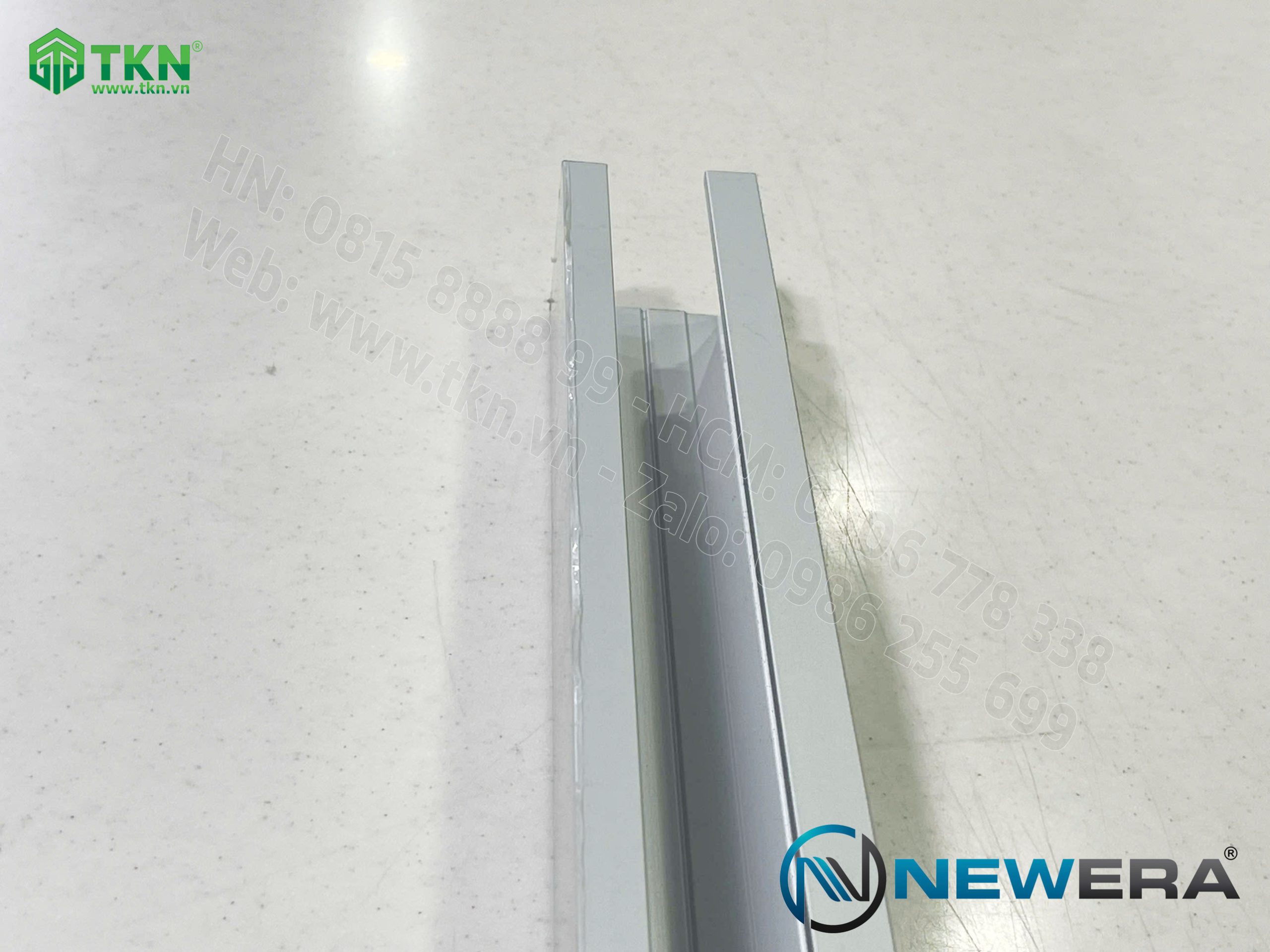 Ray cửa trượt gấp NewEra dài 3m dùng cho cửa gấp NE769GT2 5