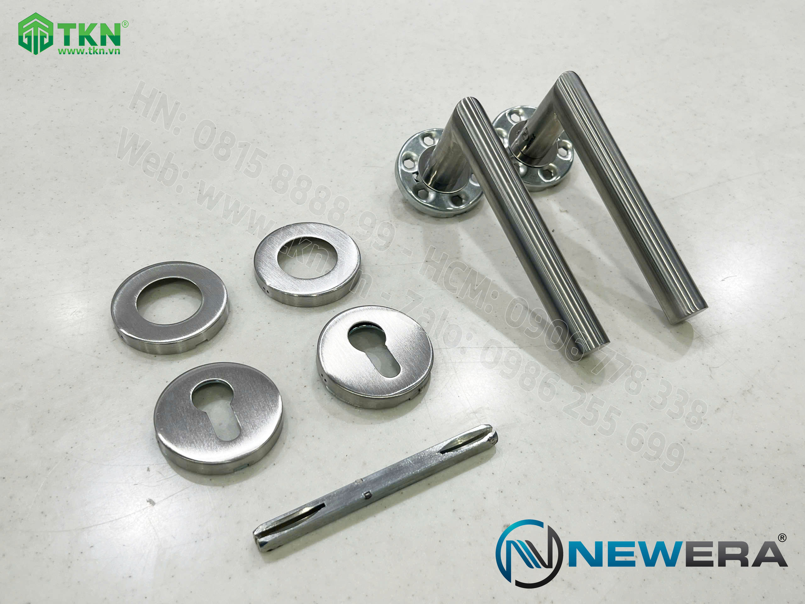 Tay gạt khóa cửa NewEra inox 304 TH123N 1