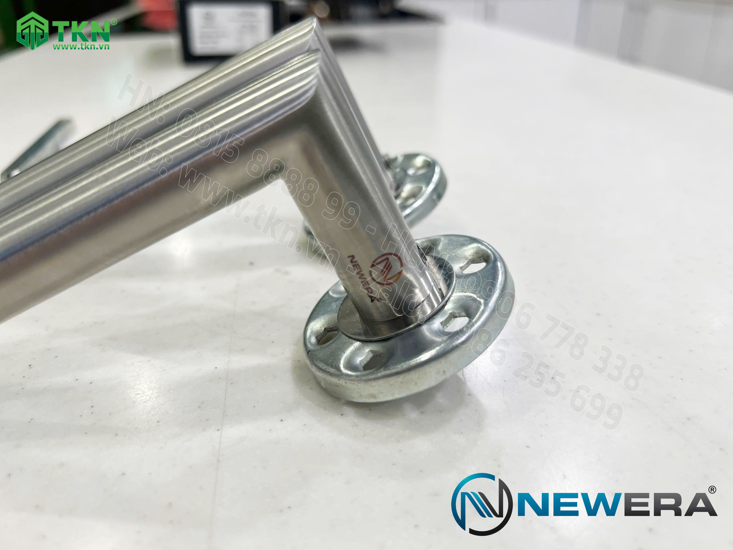 Tay gạt khóa cửa NewEra inox 304 TH123N 7