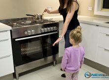 20 lưu ý giữ trẻ nhỏ an toàn trong phòng bếp