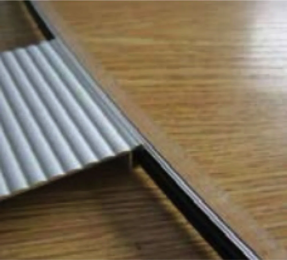 Chân nhựa màu đen NewEra với khóp dài 3m NE1600.3000