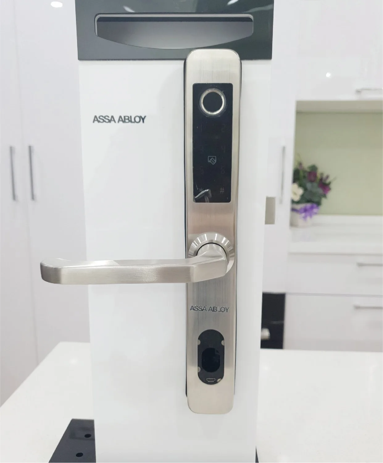 Khóa vân tay thẻ mật mã chìa cơ NewEra hợp kim NE99GHBG