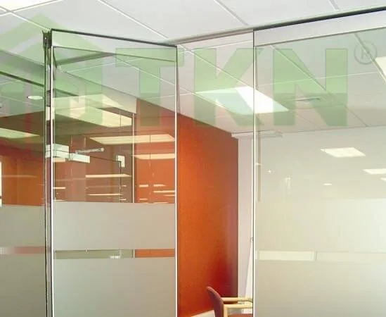 Ray cửa trượt gấp Henderson 3 cánh 125kg/cánh Flexirol Glass