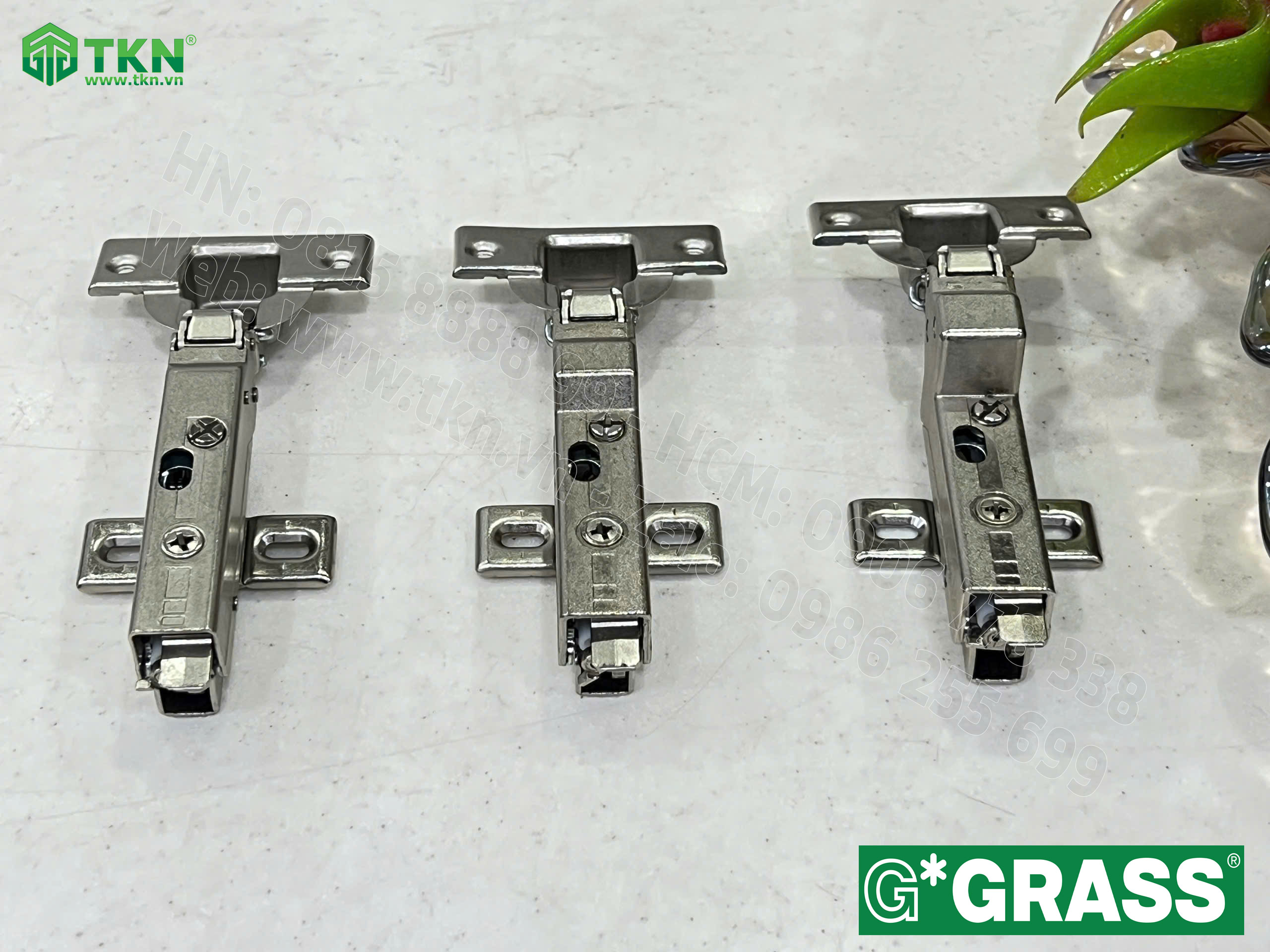 Bản lề Grass Tiomos cong nhiều, góc mở 110 độ TM11.1515S 11