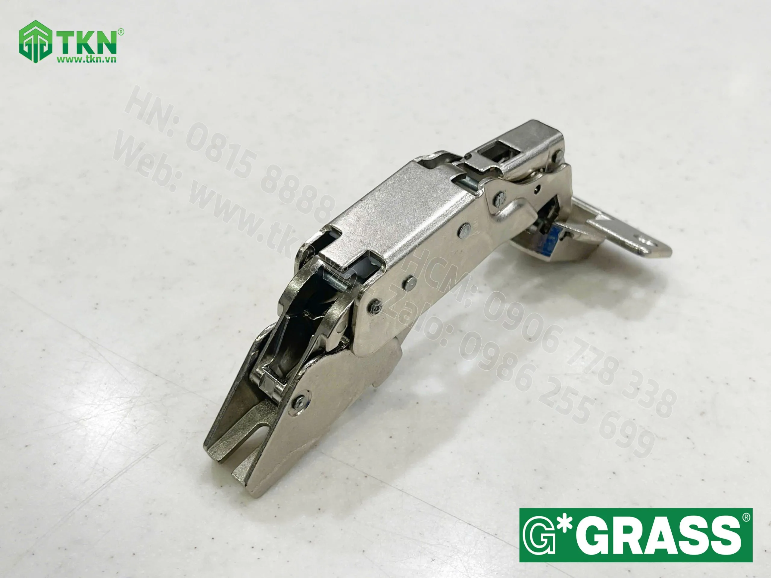 ban le lap thuong nexis slide on SSP650815 2 scaled