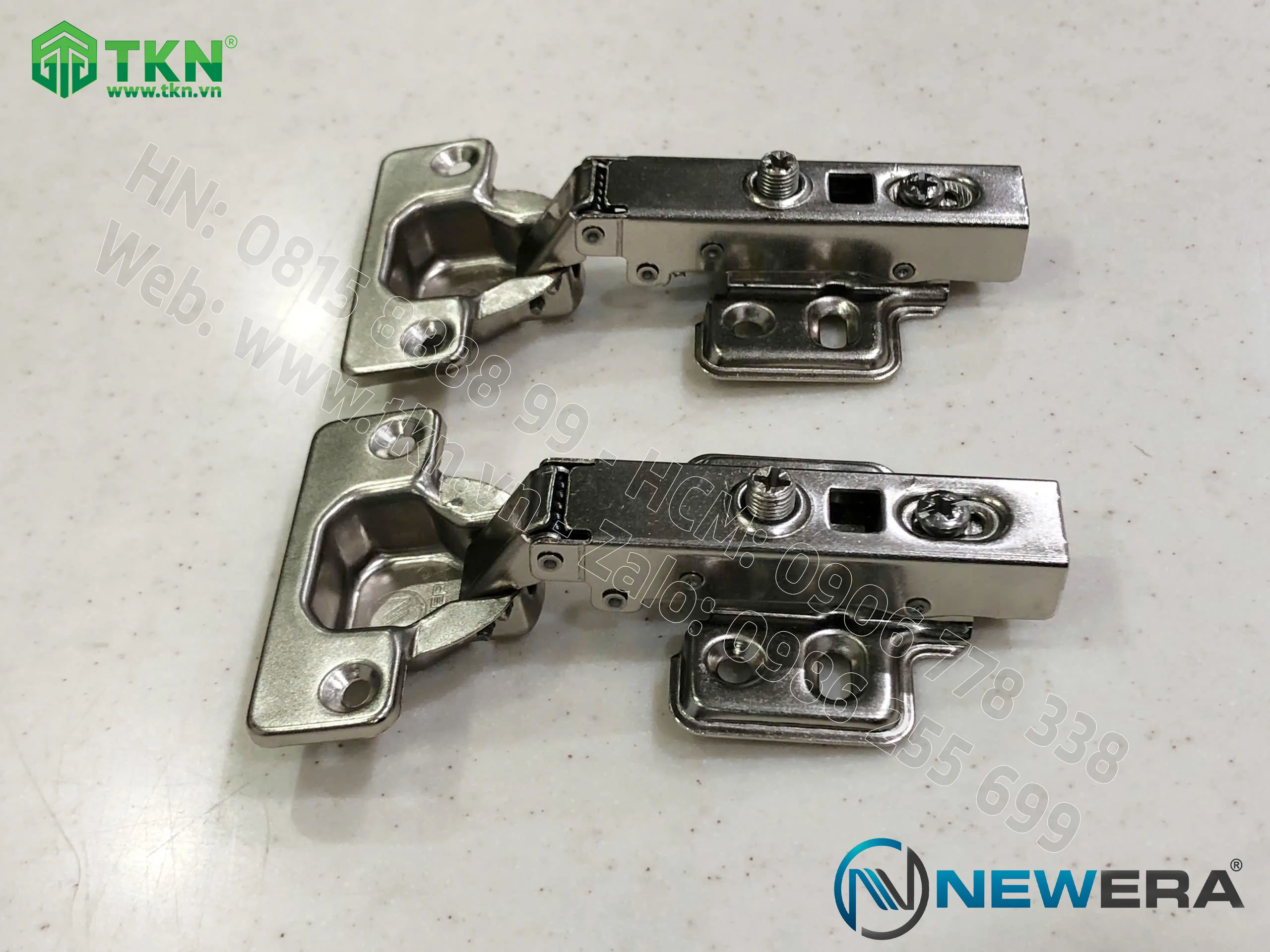 Bản lề tủ bếp NewEra dễ dàng tháo lắp cũng như vệ sinh dễ dàng