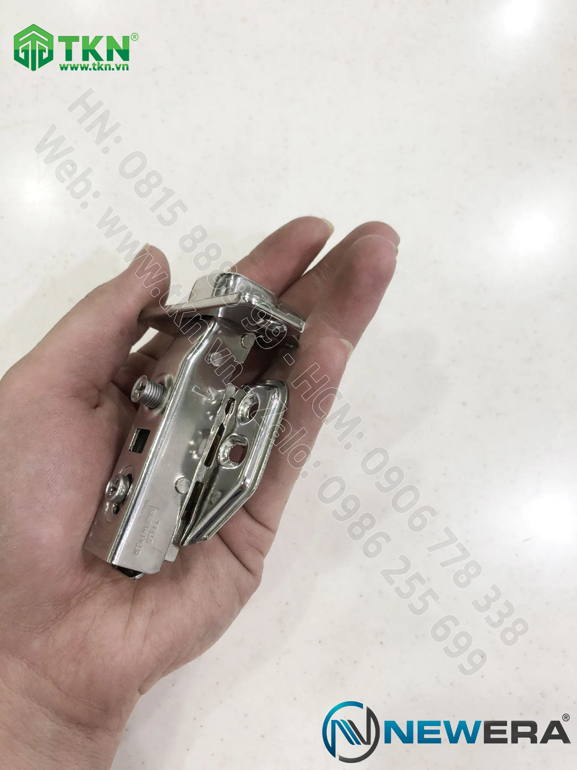 ban le newera 699a 5