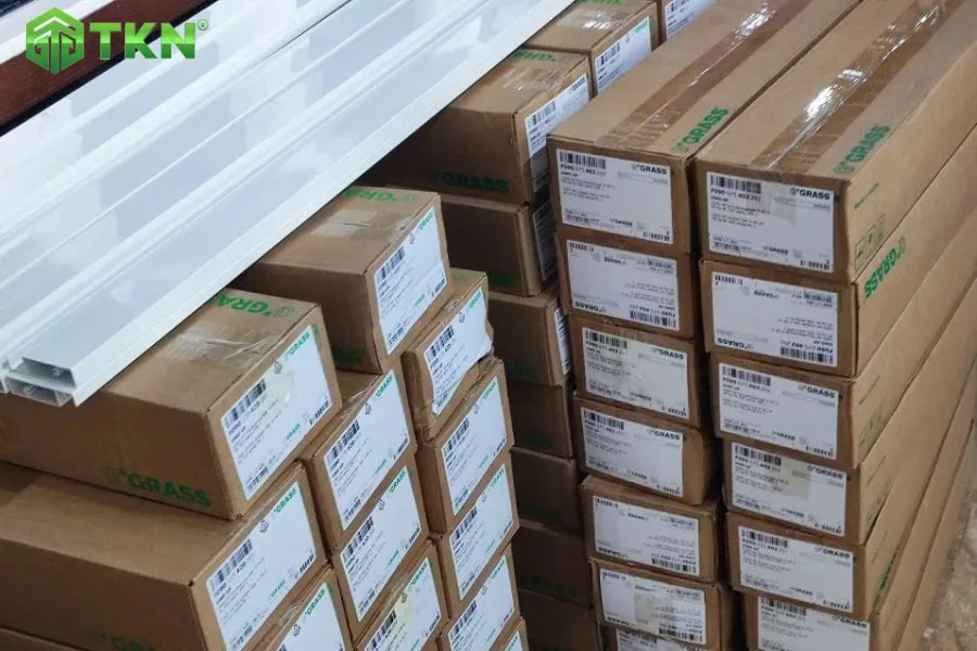 Tân Kỷ Nguyên độc quyền phân phối các sản phẩm phụ kiện tủ bếp chính hãng từ Grass