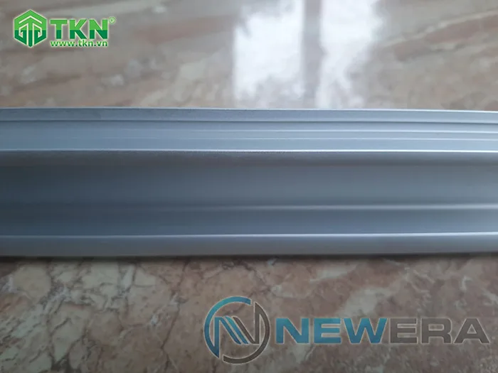 Tay nắm NewEra NE8888.3000SS là một phụ kiện hoàn hảo cho căn bếp của bạn