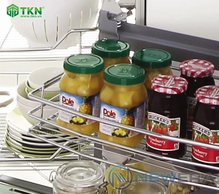 NewEra NE555.900CR có không gian đựng rộng rãi