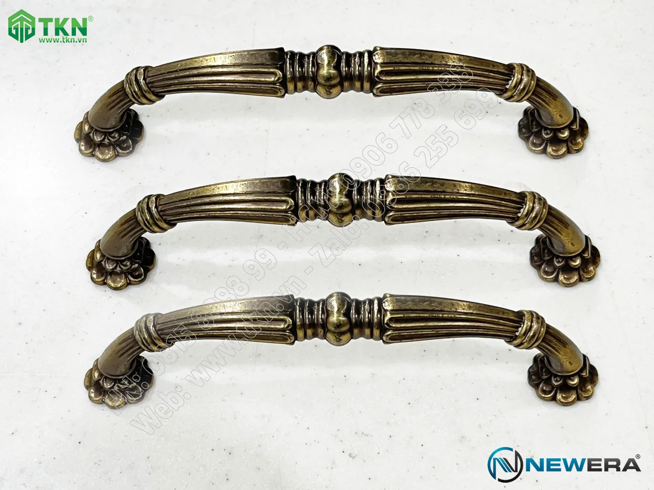 Tay nắm tủ hợp kim kẽm NE2760.128CF 4