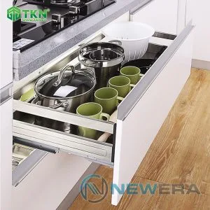 Ngăn kéo xoong nồi NewEra NE399.800 trang bị ray trượt giảm chấn tinh tế 