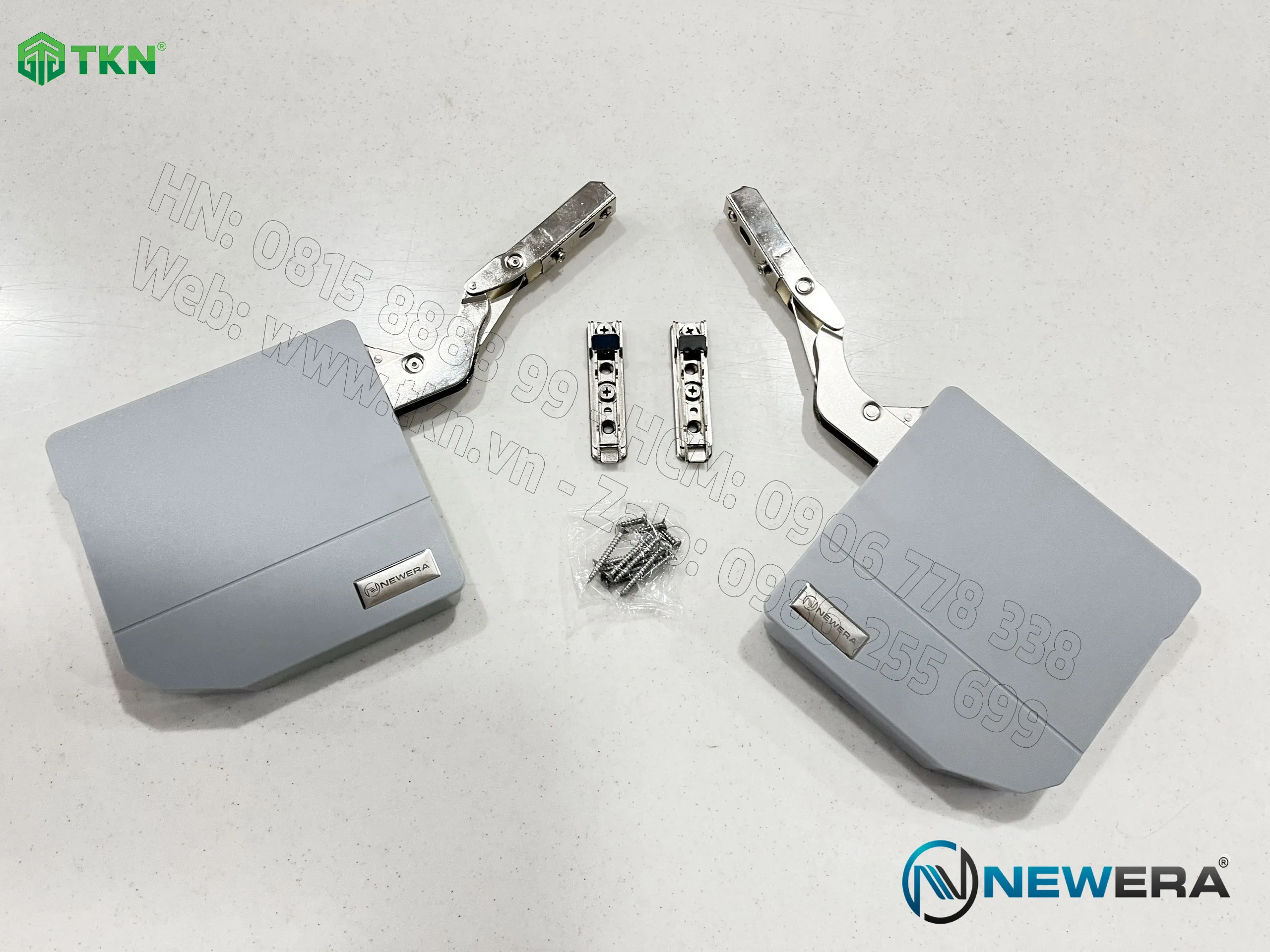 tay nang giam chan newera ne99t76 4