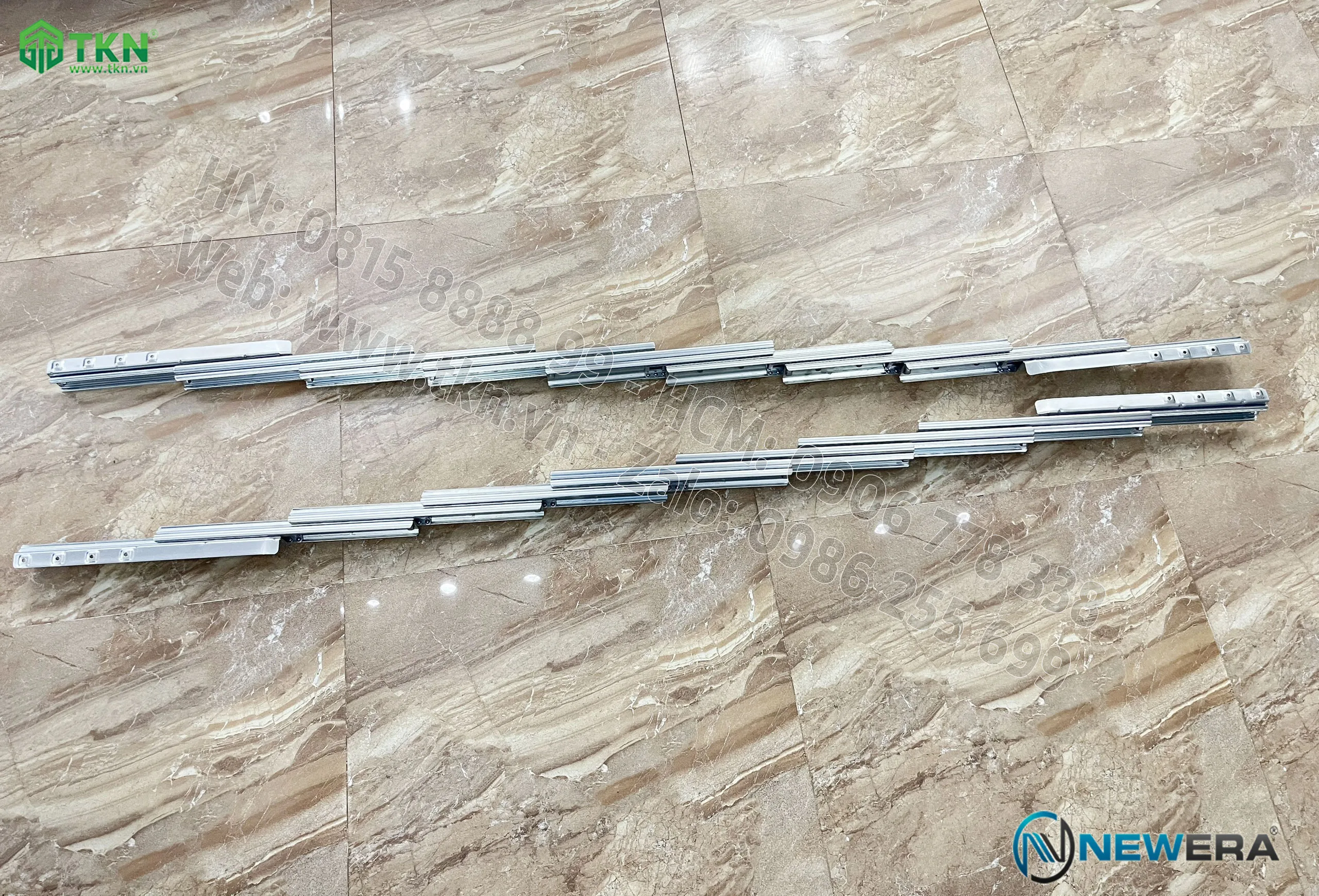 ピンズ・ピンバッジ・缶バッジ RT-118859 ピンズ・ピンバッジ・缶バッジ RT-118859 ピンズ・ピンバッジ・缶