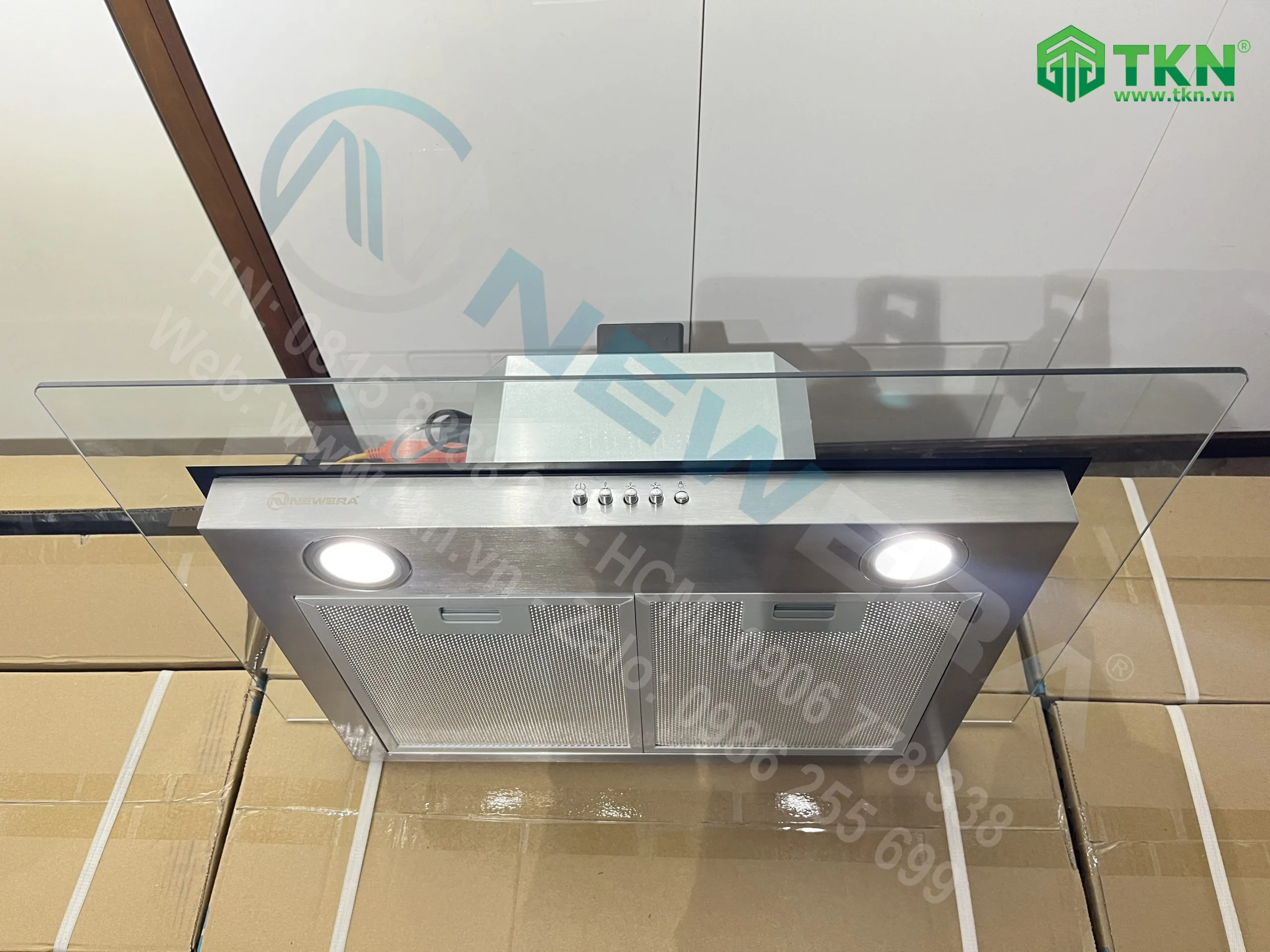 May hut mui 700mm sieu em cong nghe Duc NE7066H 3 scaled