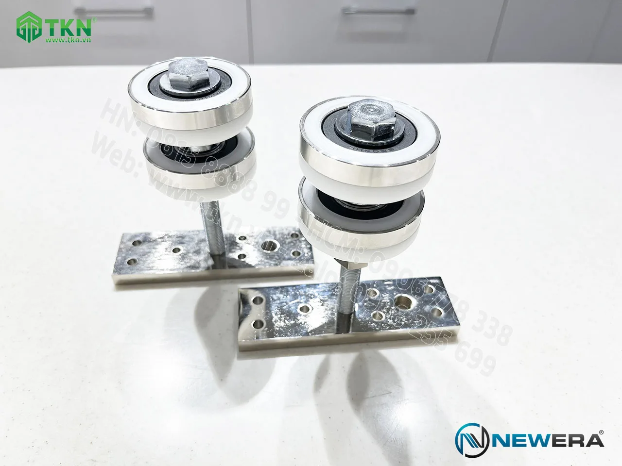 bi truot newera ne329b 6