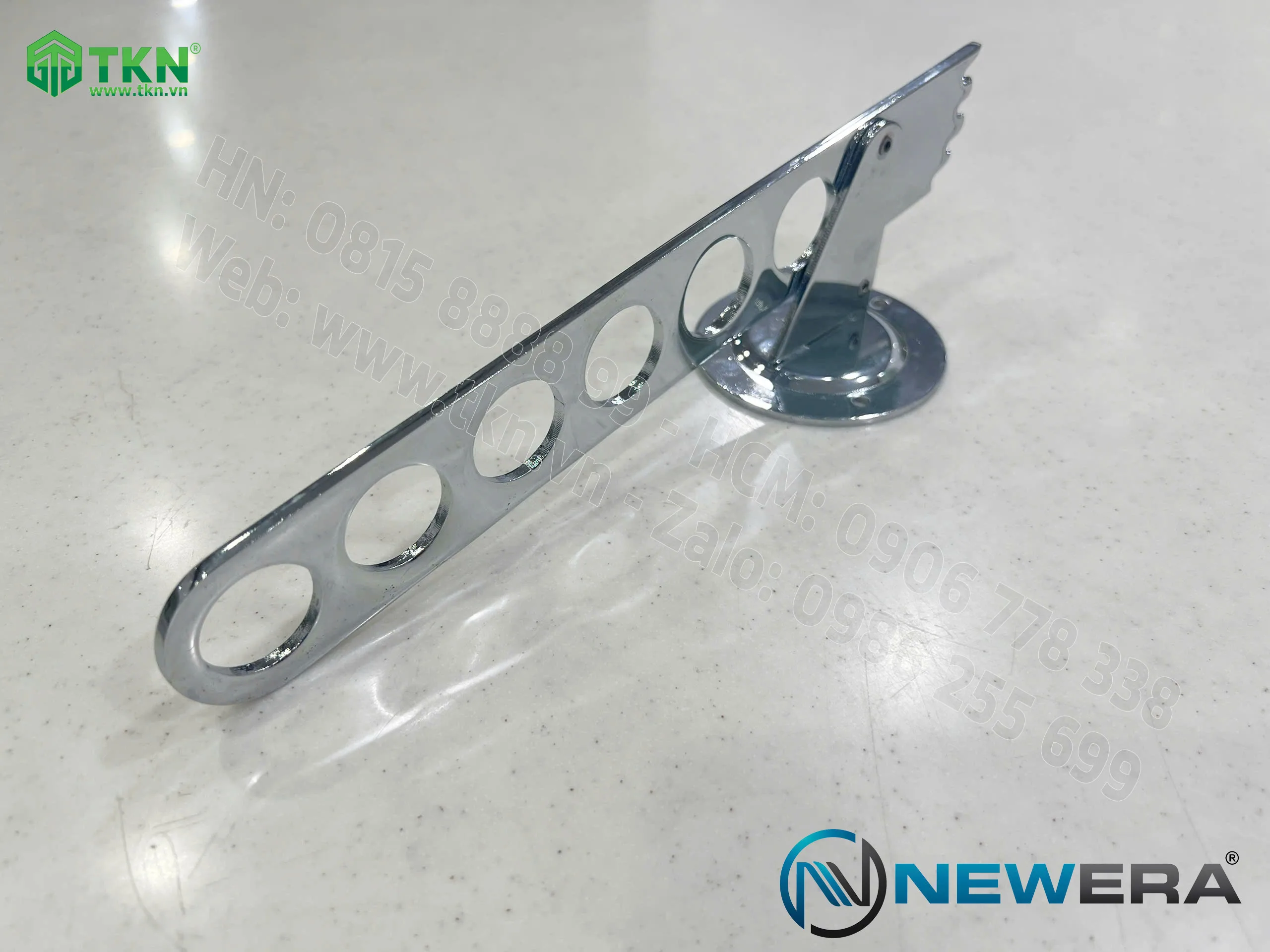 Móc treo quần áo điều chỉnh độ nghiêng NewEra NE3969.060 1