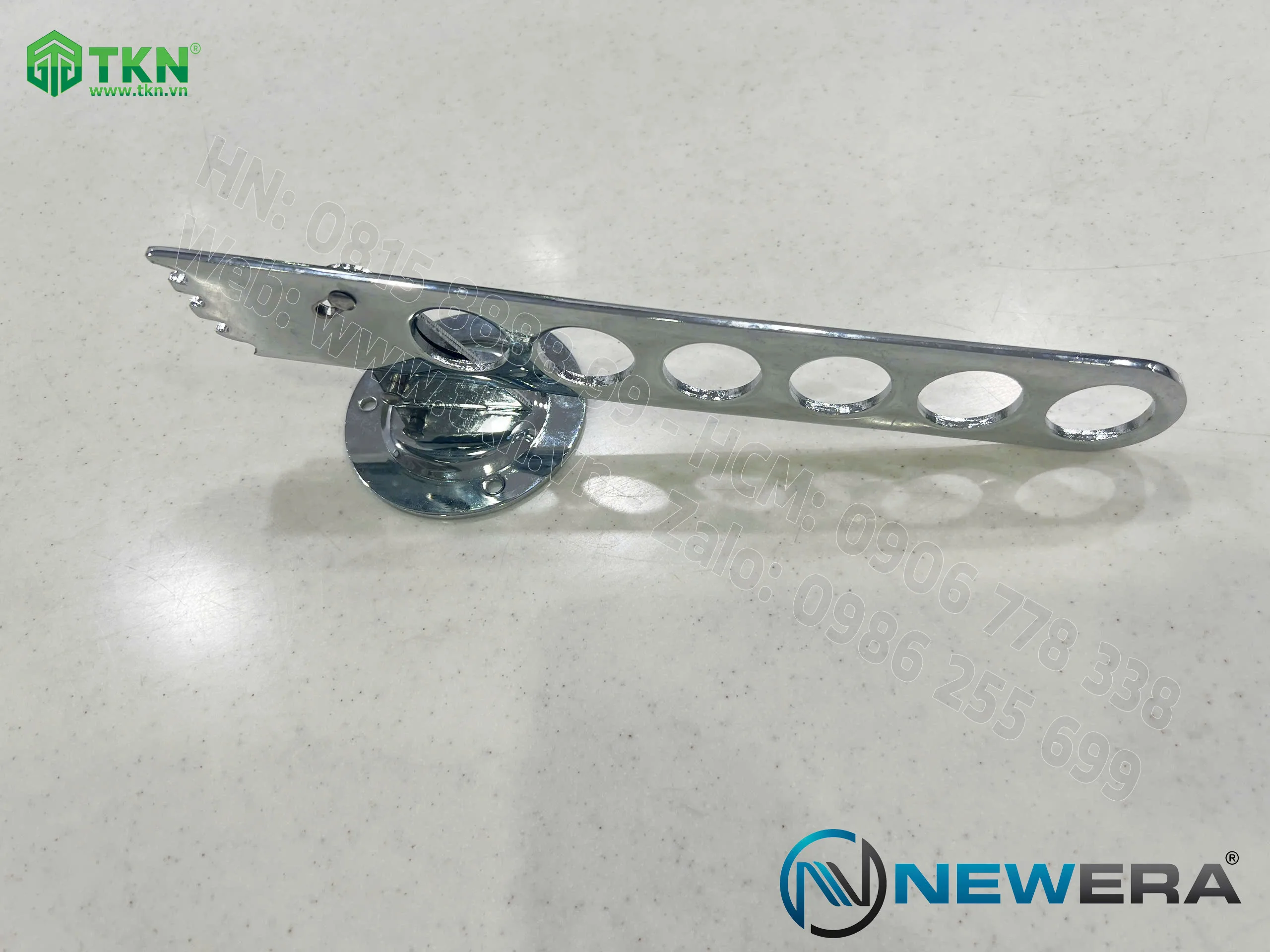 Móc treo quần áo điều chỉnh độ nghiêng NewEra NE3969.060 6