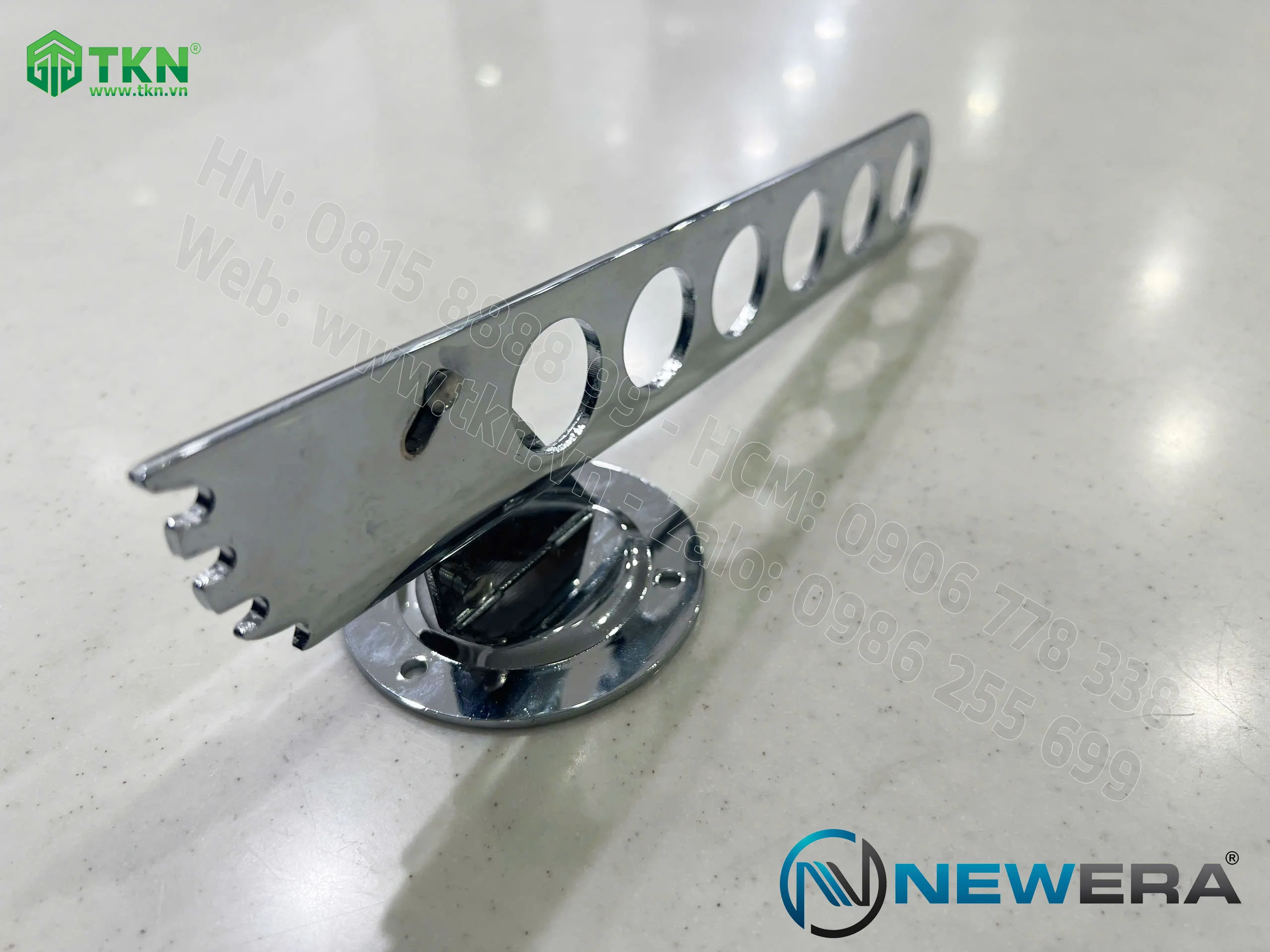 Móc treo quần áo điều chỉnh độ nghiêng NewEra NE3969.060 5