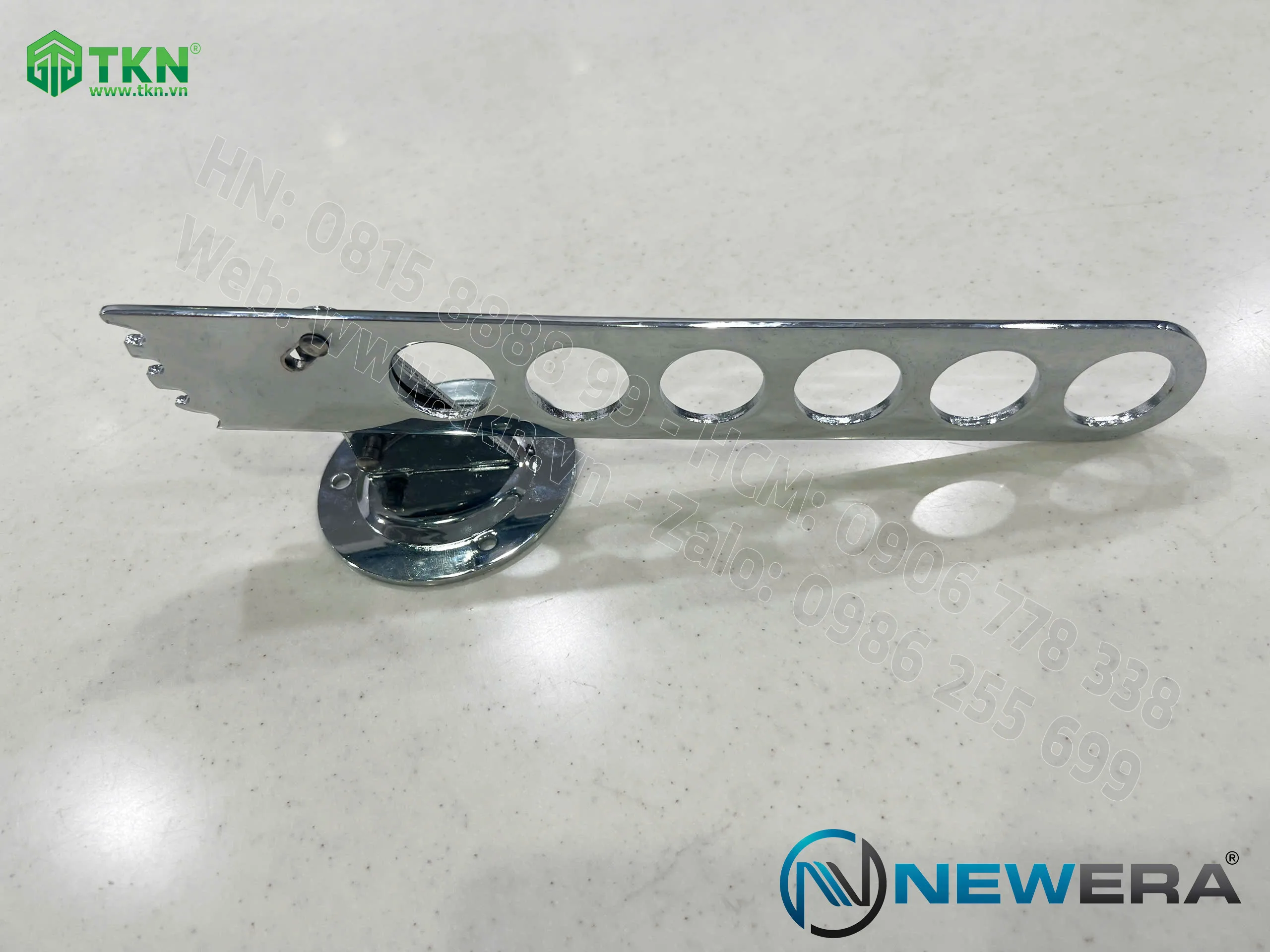 Móc treo quần áo điều chỉnh độ nghiêng NewEra NE3969.060 4