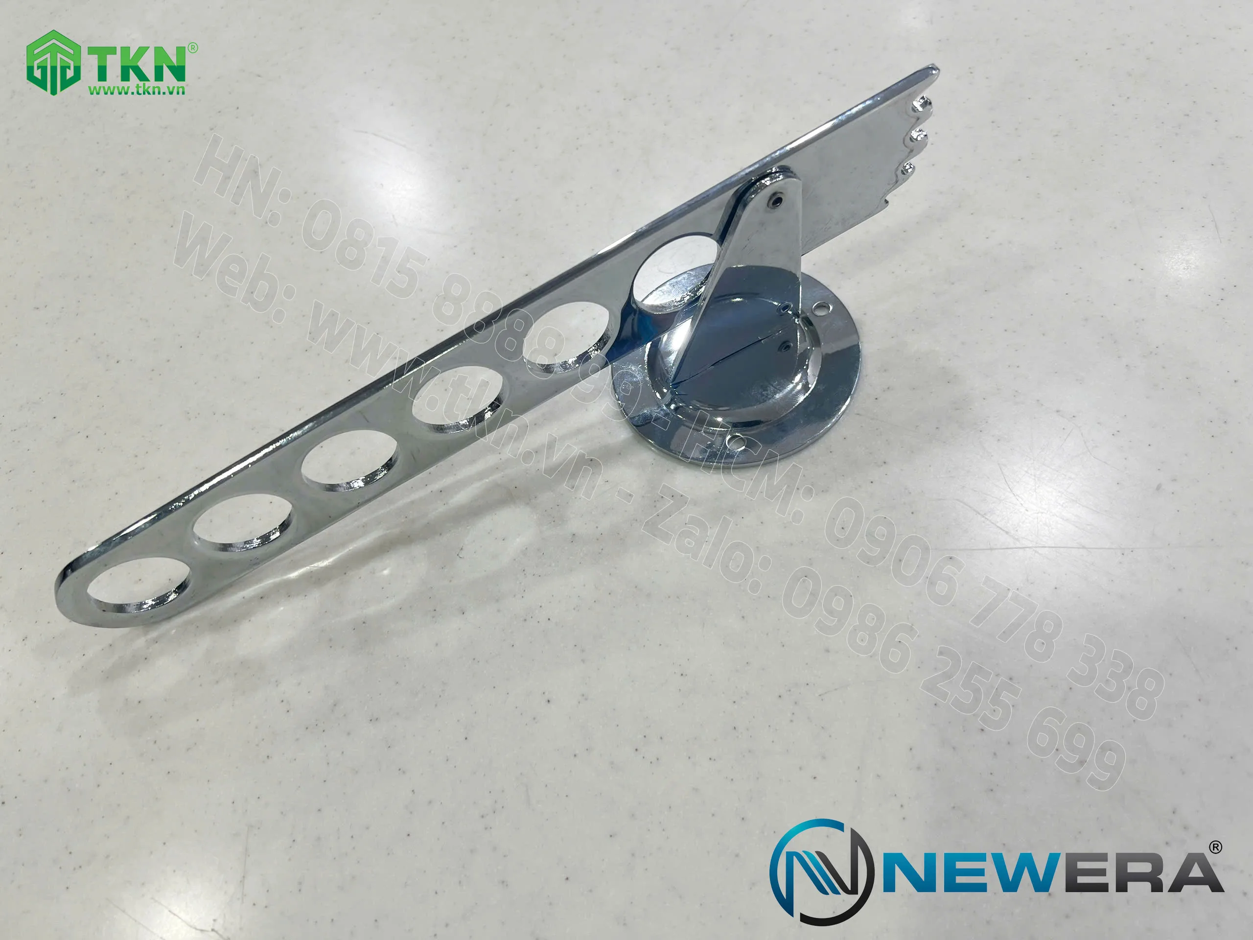 Móc treo quần áo điều chỉnh độ nghiêng NewEra NE3969.060 8
