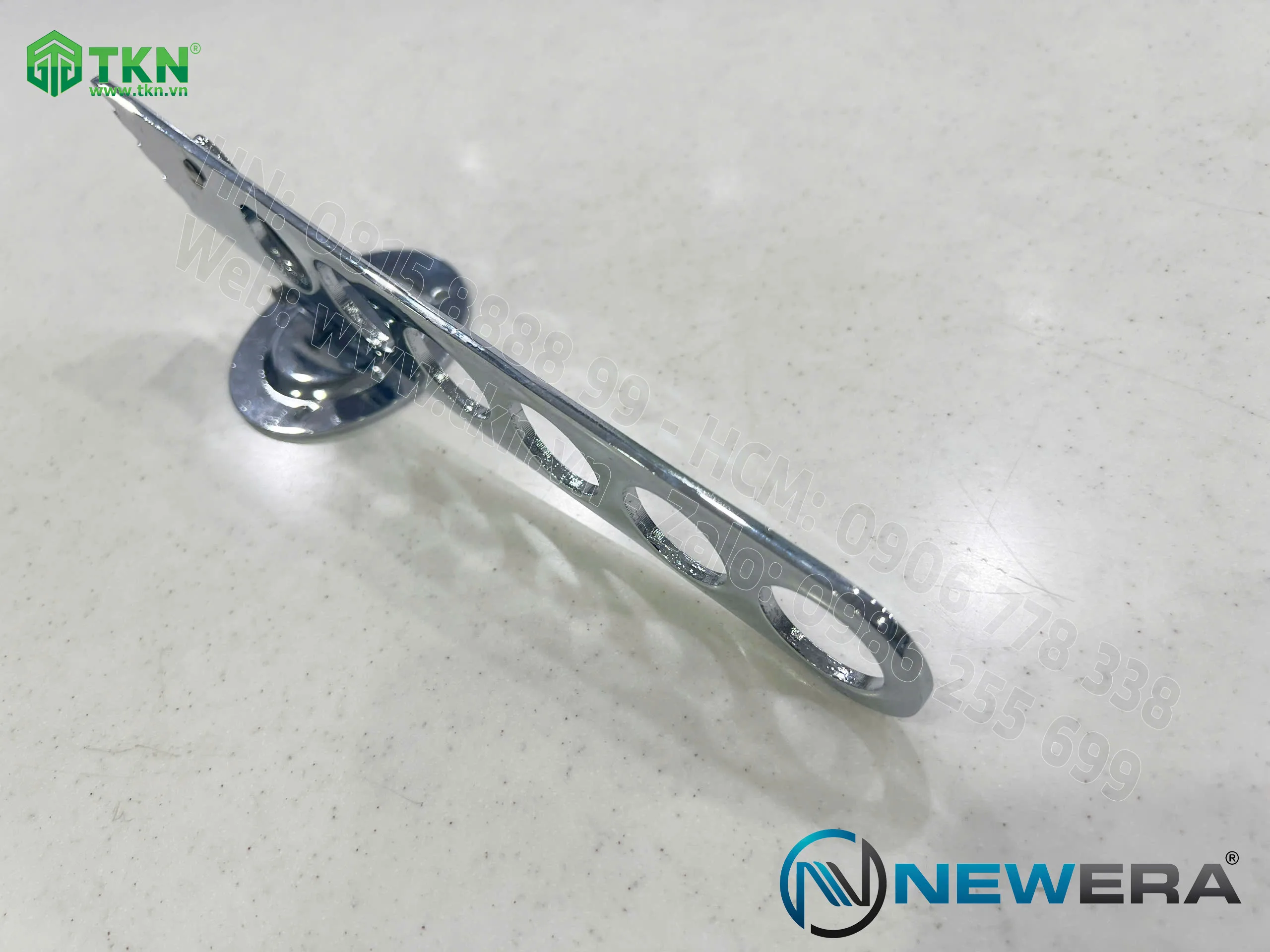 Móc treo quần áo điều chỉnh độ nghiêng NewEra NE3969.060 10