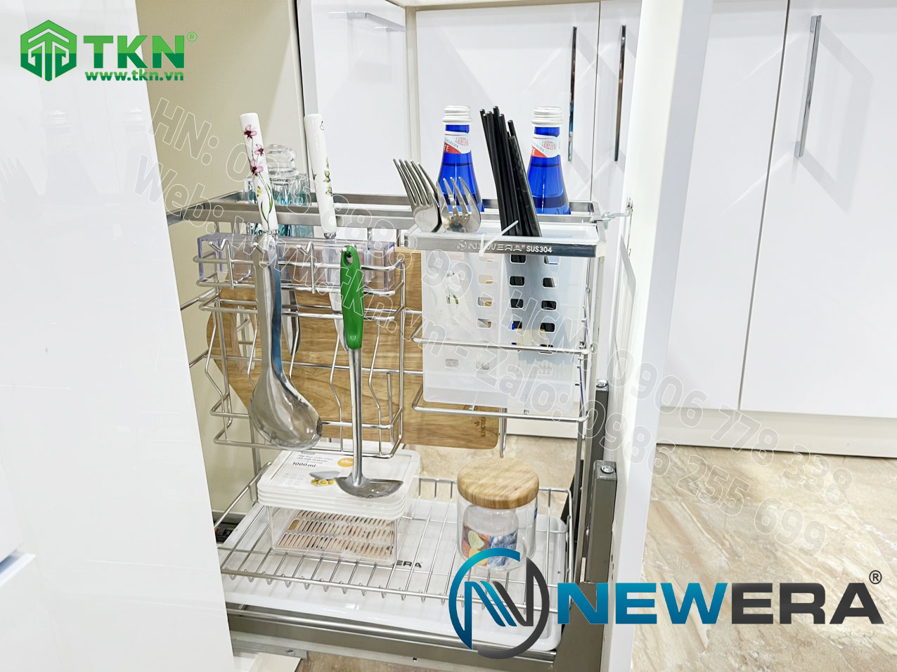 Giá dao thớt chai lọ NewEra nan dẹt inox 304 NE699.300P rộng 300mm 1