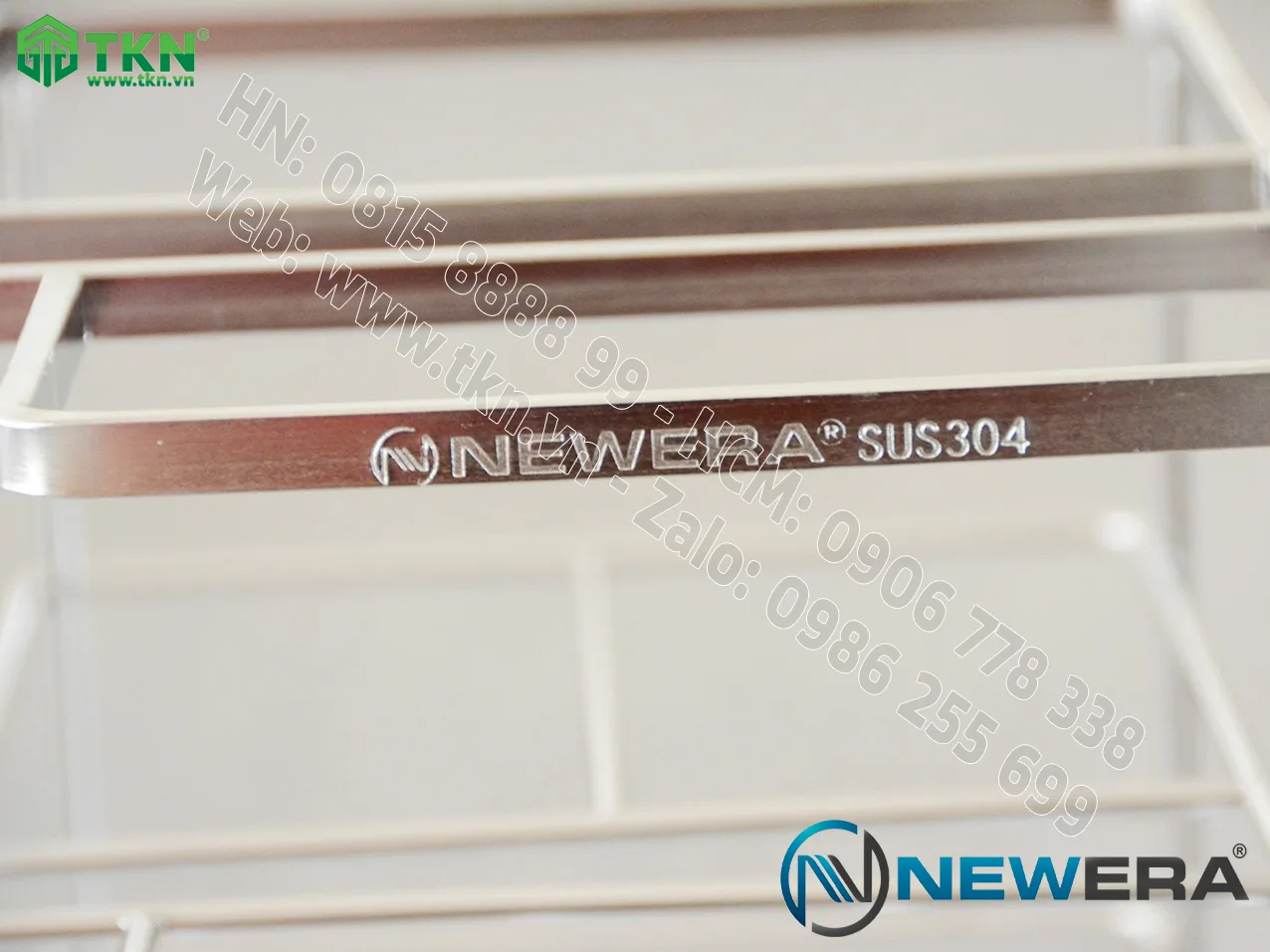 Giá dao thớt chai lọ NewEra nan dẹt inox 304 NE699.400P rộng 400mm 4