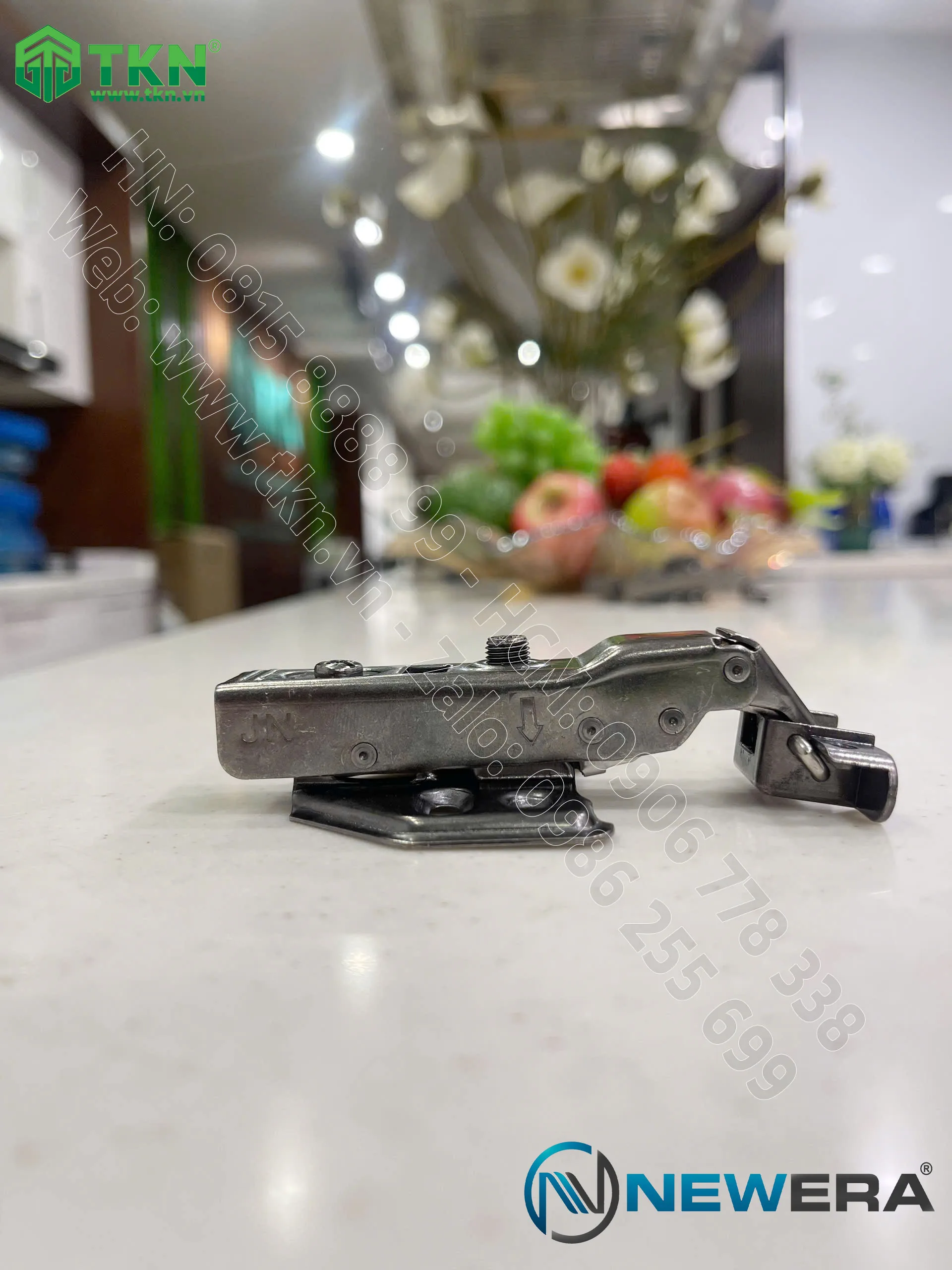 ban le cong vua newera 399b 20