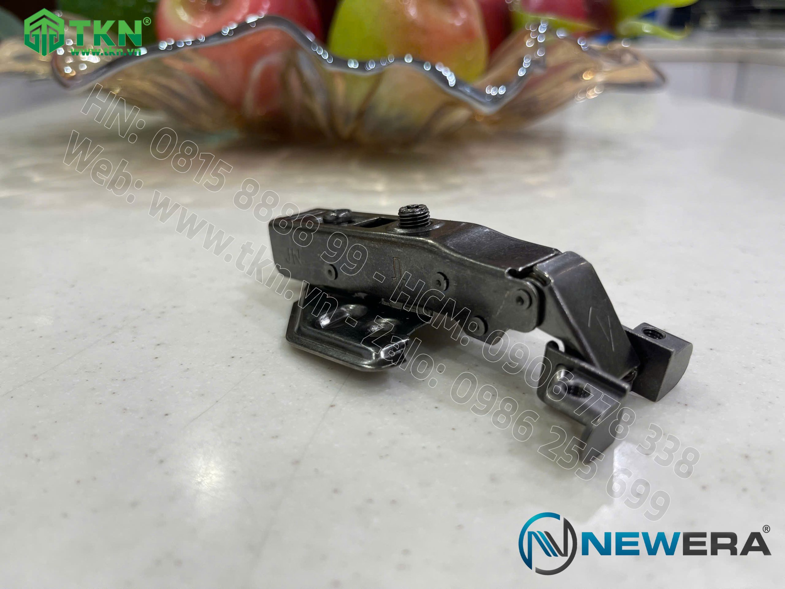 Bản lề thẳng NewEra khung nhôm giảm chấn piston đồng dùng cho cánh kính khung nhôm 399A 6