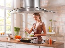 Nâng tầm không gian bếp Việt với bộ đôi máy hút mùi và bếp điện từ NewEra