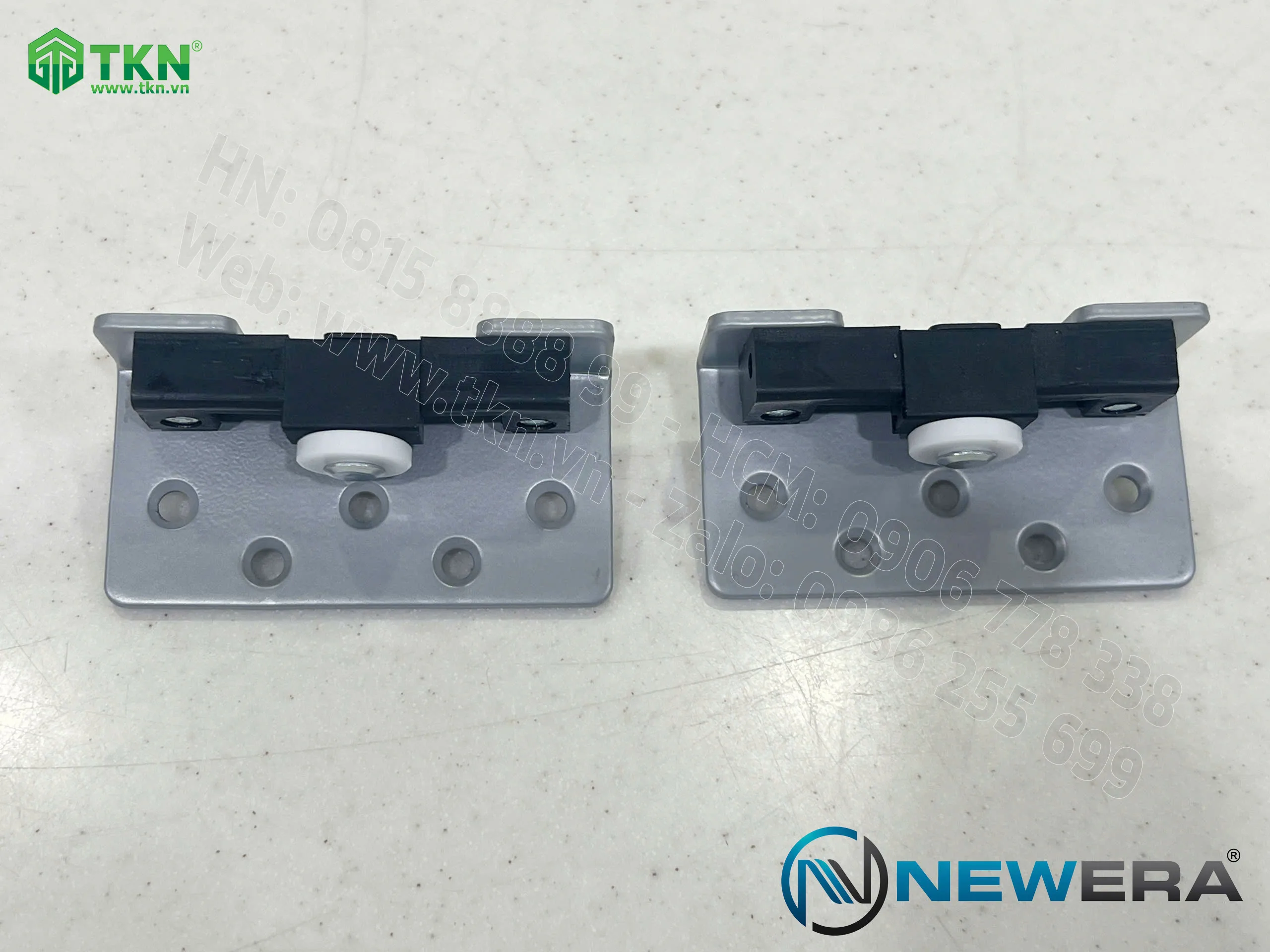 Phụ kiện cánh trong cửa lùa NewEra có giảm chấn tải trọng 70kg NE445IS 9