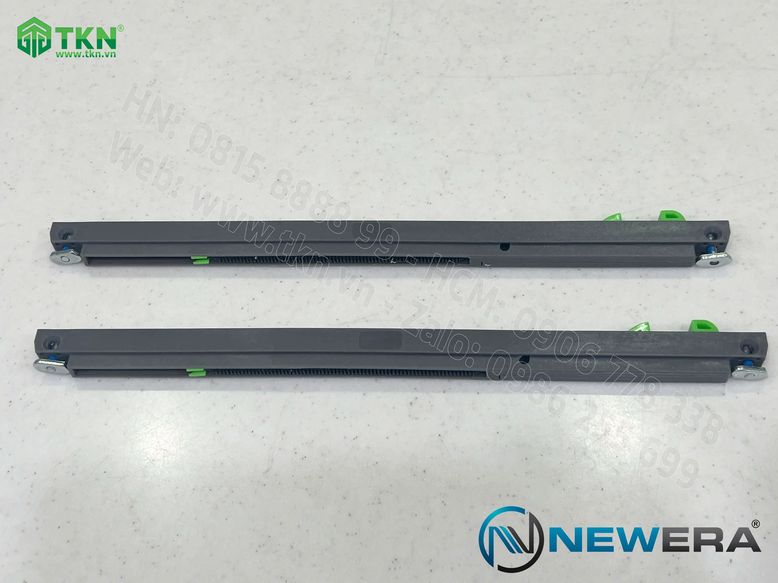 Phụ kiện cánh trong cửa lùa NewEra có giảm chấn tải trọng 70kg NE445IS 12