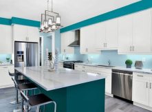 Bảng Giá Phụ Kiện Tủ Bếp Thông Minh NewEra Mới Nhất 2025 (Kèm Phân Tích Chuyên Sâu)
