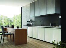 Tủ Bếp Cho Nhiều Thế Hệ: Giải Pháp Toàn Diện Kết Hợp Phụ Kiện Tủ Bếp NewEra INOX 304 & Tấm Nhôm Tổ Ong Luda Dùng Cho Nội Thất