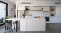 Phỏng Vấn Đầu Bếp Nhà Hàng 5 Sao: Bí Quyết Sắp Xếp Bếp Chuyên Nghiệp Để Nấu Ăn Nhanh Gấp Đôi