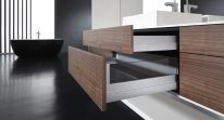 Cuộc Đấu Tranh Thẩm Mỹ – Phân Tích Chuyên Sâu Ngăn Kéo GRASS Vionaro vs. Blum LEGRABOX