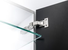 “Zero Protrusion”: Vũ Khí Bí Mật Của Bản Lề Tiomos M0 Dành Cho Các Thiết Kế Tủ Âm Hoàn Hảo