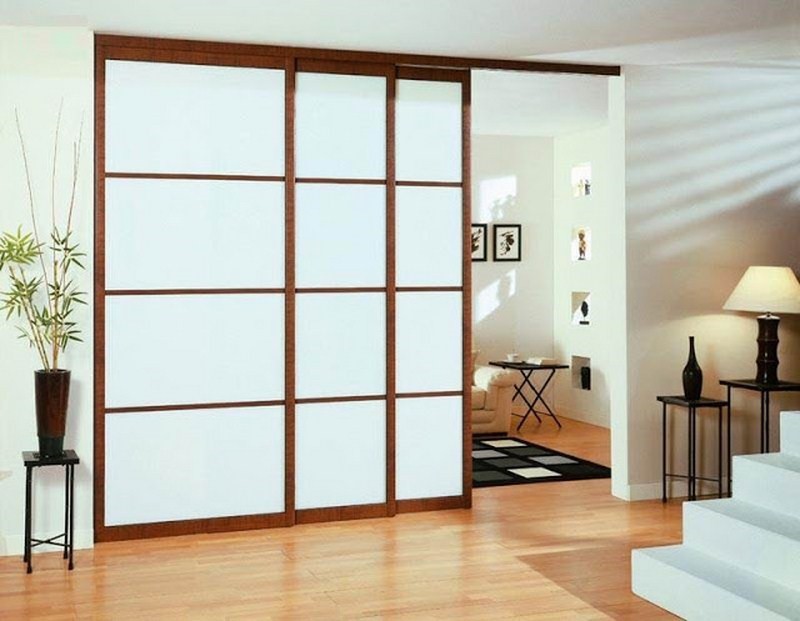 Giải Mã Cơ Chế Đồng Tốc Của Hệ Cửa Lùa Bán Tự Động NewEra NE172A: Một Tuyệt Tác Cơ Khí Ẩn Giấu