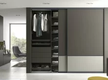 Cửa Trượt Treo Trên Hoàn Toàn vs. Cửa Trượt Có Ray Dẫn Hướng Dưới (Cho Tủ Áo): Phân Tích Độ Ổn Định và Thẩm Mỹ