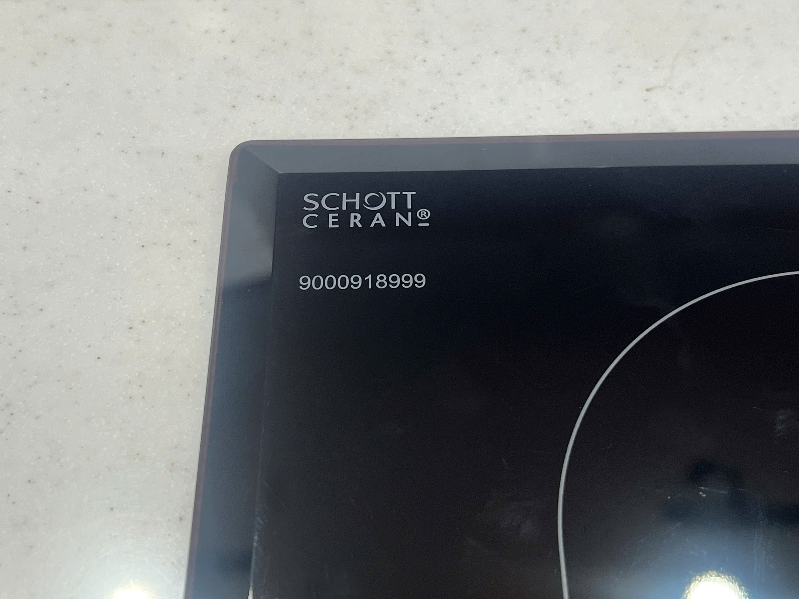 mat kinh Schott Ceran