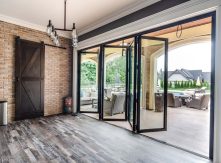 “Không Chỉ Bán Hàng, Chúng Tôi Bán Giải Pháp”: Triết Lý Phục Vụ Đã Làm Nên Tên Tuổi Tân Kỷ Nguyên