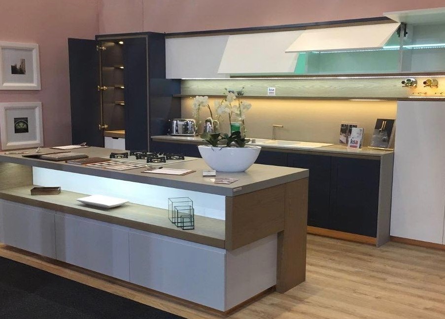 Văn Phòng Tại Gia Của Vị CEO: Sự Ngăn Nắp, Tĩnh Lặng Và Chuyên Nghiệp Tuyệt Đối Cùng GRASS