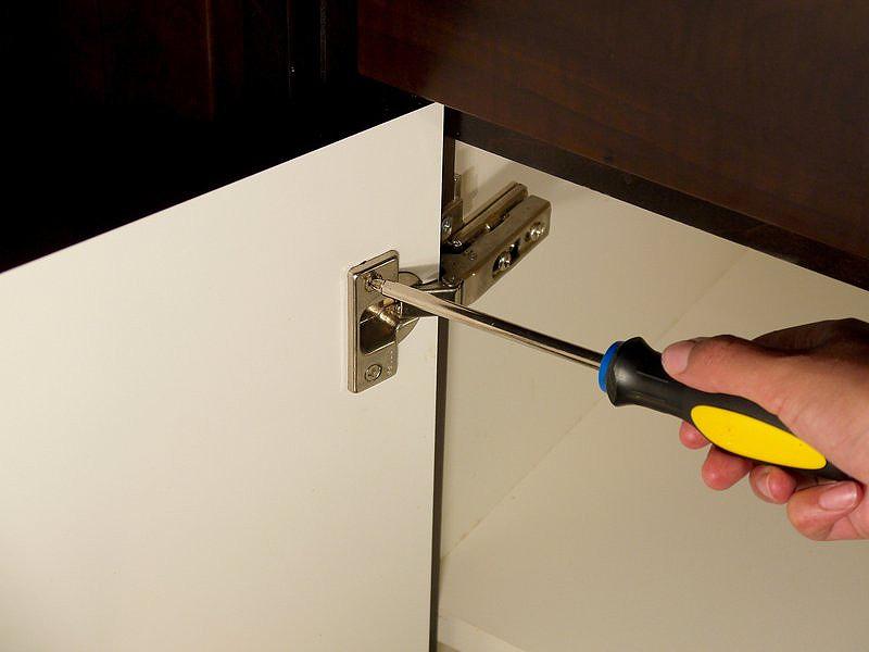 khe tu giua 2 canh tu khong deu