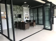 Tổng Hợp Các Lỗi Lắp Đặt Phụ Kiện Cửa Lùa Thường Gặp Và Quy Trình Xử Lý Nhanh Chuẩn Chuyên Gia